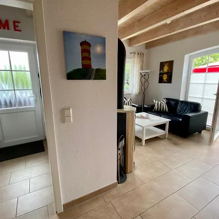 Friesendroeoem בית נופש *