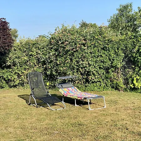 Holiday home Friesendroeoem *